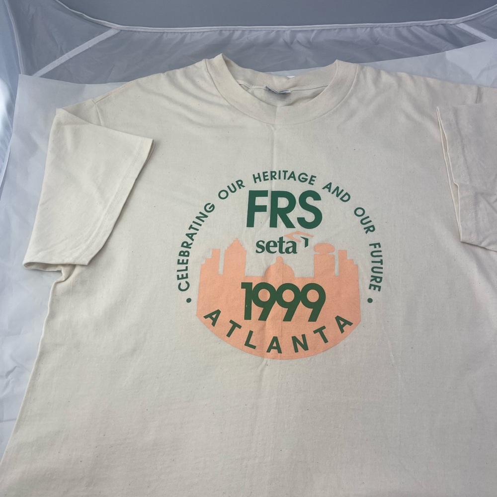 Vintage 1999 Atlanta T Shirt Large